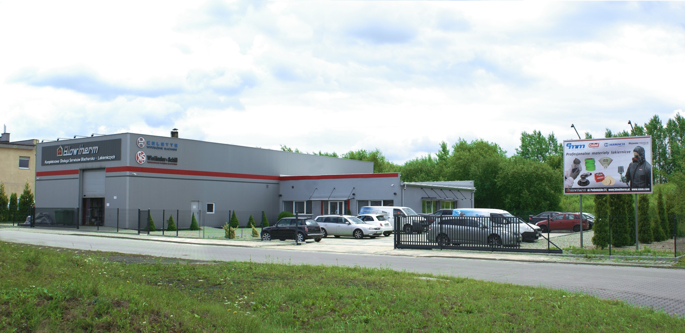 PIEKARY SLASKIE: OFFICE AND WAREHOUSE RECONSTRUCTION